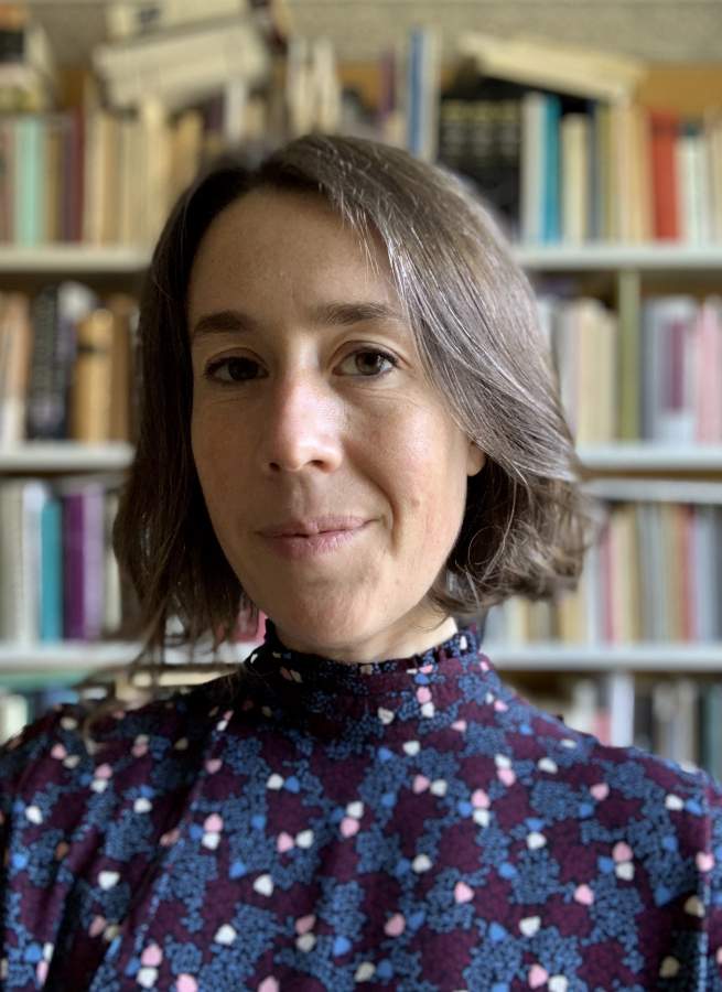 post/260526-emi-simone-zawall